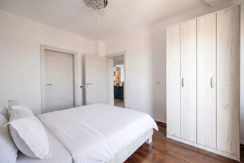 Rent, four bedroom apartment, 91m², Bečići, Budva - image 20