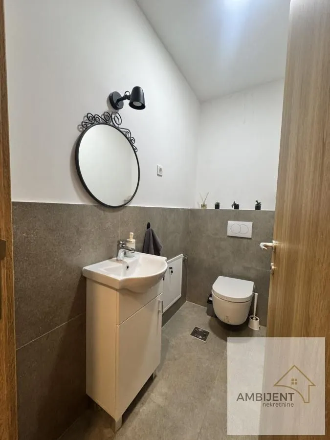 Prodaja, trosoban stan, 69m², Stari Banovci, Stara Pazova