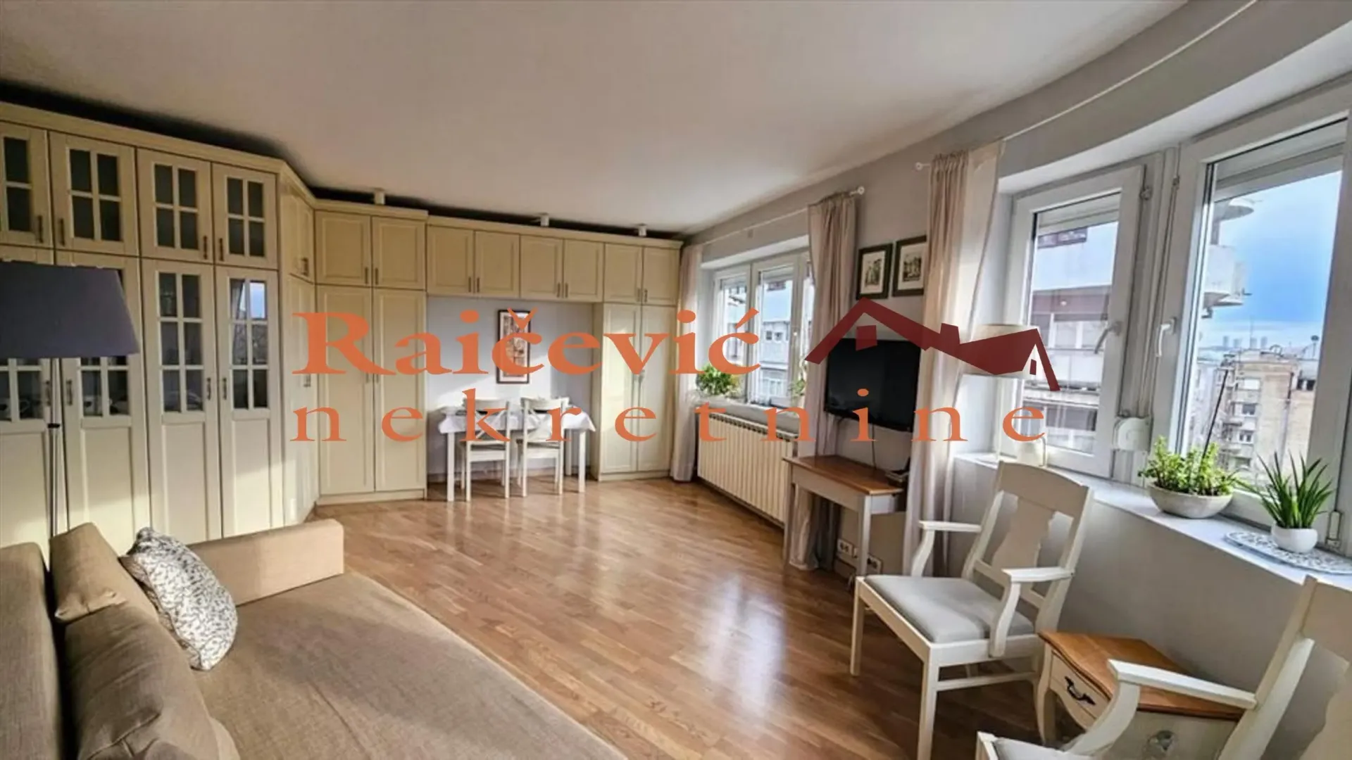 Rent, one bedroom apartment, 47m², Neimar, Vračar Sve Podlokacije