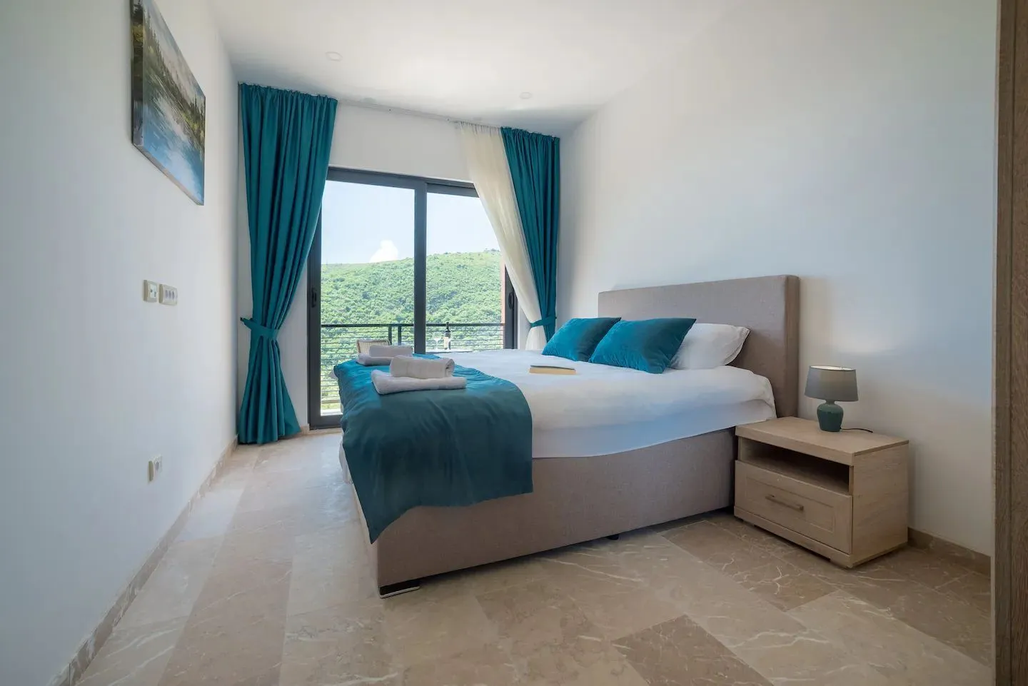 Sale, house, 170m², Bečići, Budva