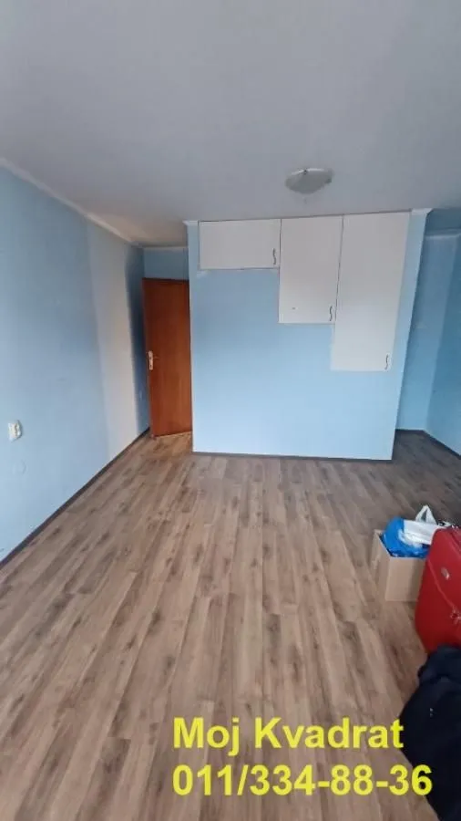 Prodaja, trosoban stan, 66m², Zemun Kalvarija, Zemun Sve Podlokacije
