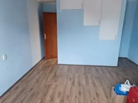 Prodaja, trosoban stan, 66m², Zemun Kalvarija, Zemun Sve Podlokacije - image 10