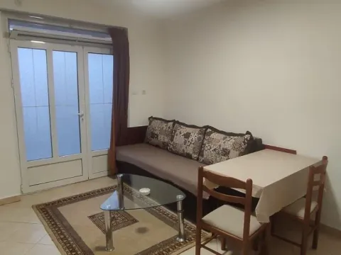 Rent, apartment, 26m², Podgorica, Crna Gora - image 1