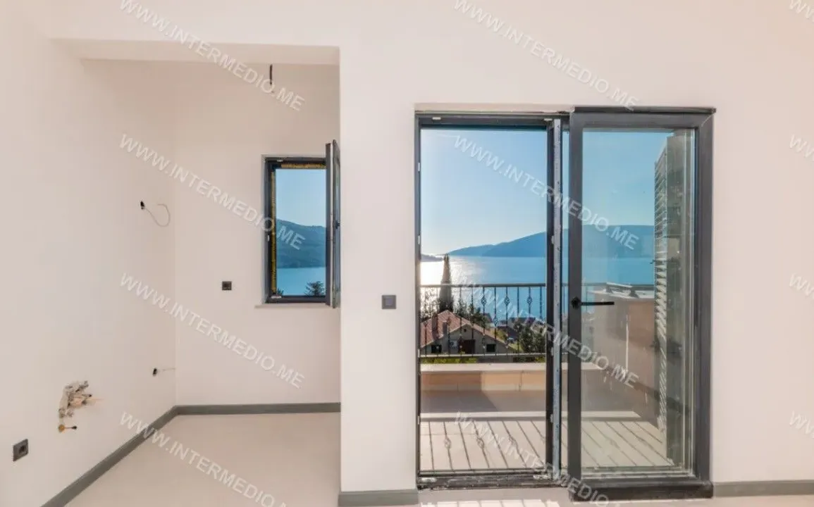 Prodaja, jednosoban stan, 41m², Kumbor, Herceg Novi