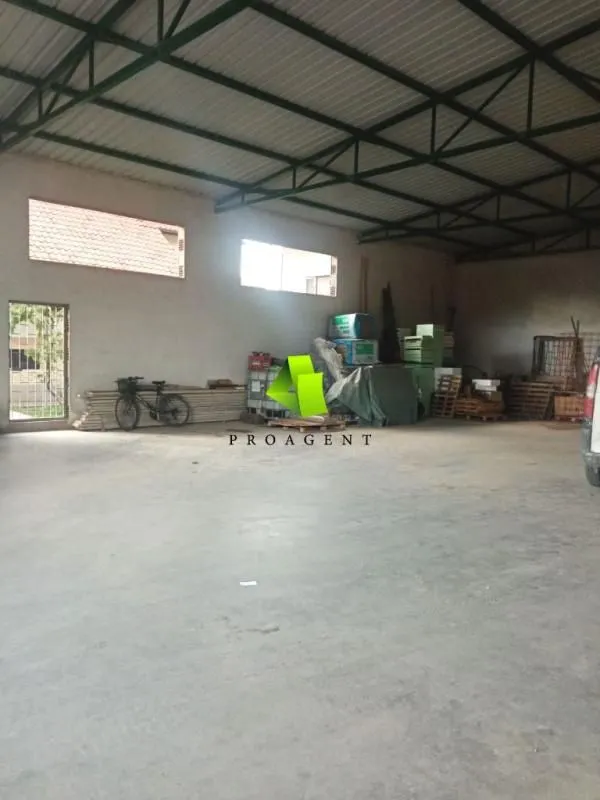 Izdavanje, poslovni prostor, 600m², Crveni Krst, Niš