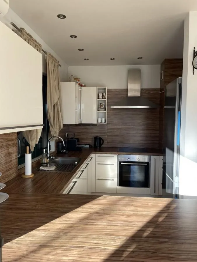 Prodaja, kuća, 201m², Topla, Herceg Novi