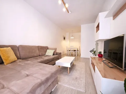 Rent, one bedroom apartment, 50m², Gintaš, Podgorica - image 3