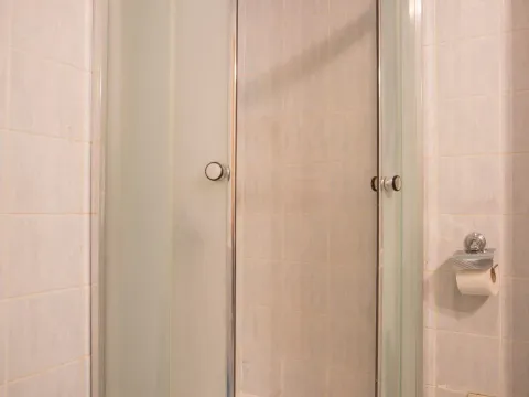 Izdavanje, jednosoban stan, 51m², Ljubović, Podgorica - image 4