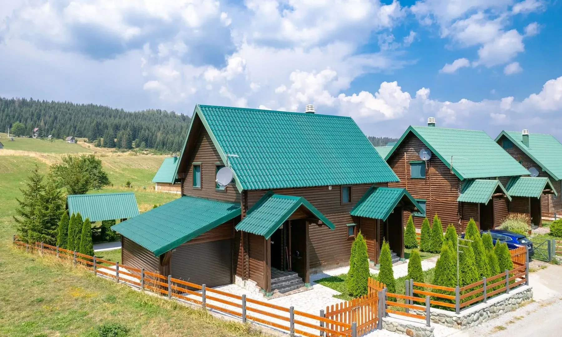 Prodaja, kuća, 200m², Motički gaj, Žabljak