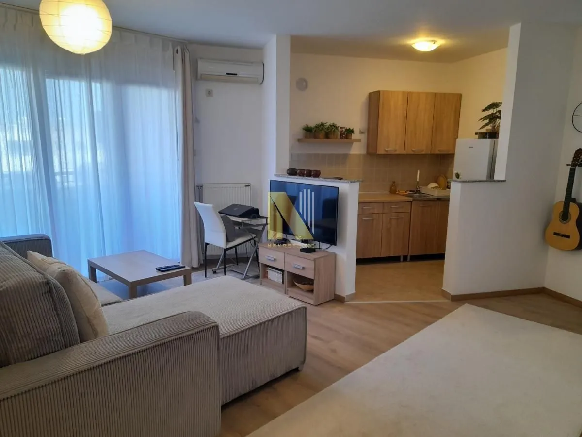 Prodaja, dvosoban stan, 48m², Bulevar patrijarha Pavla, Novi Sad Sve Podlokacije