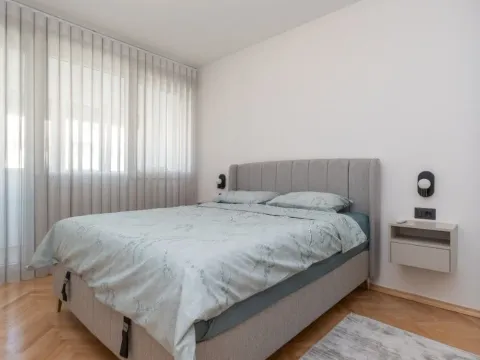 Izdavanje, trosoban stan, 101m², Preko Morače, Podgorica - image 10