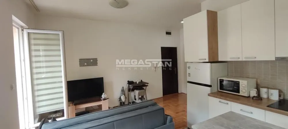 Prodaja, jednosoban stan, 40m², Karaburma, Palilula Sve Podlokacije