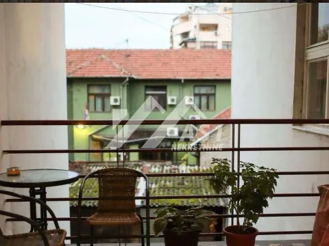 Izdavanje, dvosoban stan, 60m², Centar, Novi Sad - image 10