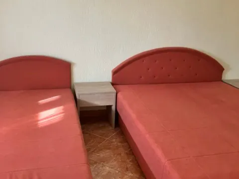 Izdavanje, kuća, 45m², Zabjelo, Podgorica - image 4