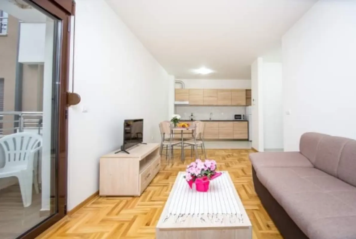 Sale, one bedroom apartment, 47m², Bečići, Budva