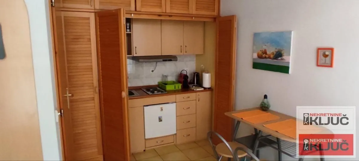 Prodaja, jednosoban stan, 26m², Centar, Novi Sad