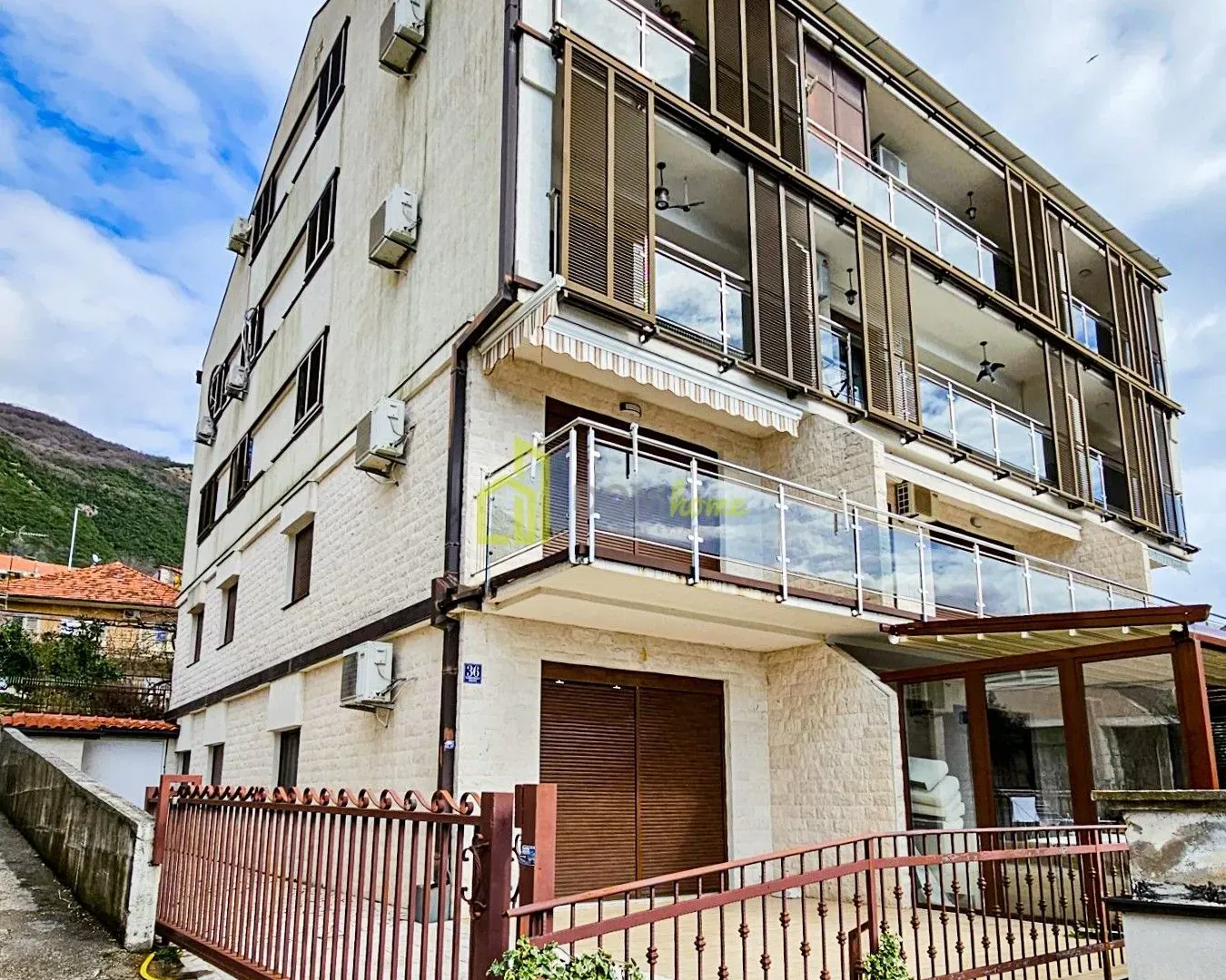 Prodaja, dvosoban stan, 68m², Kumbor, Herceg Novi