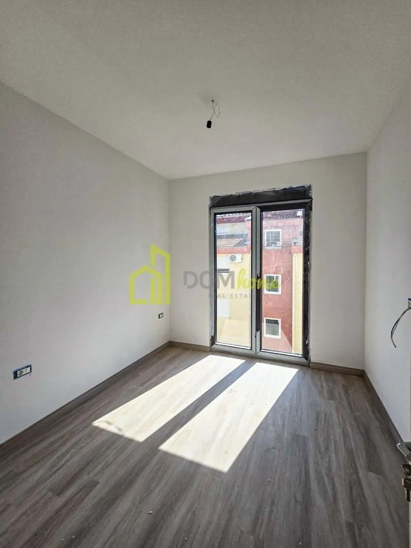 Sale, two bedroom apartment, 65m², Maine, Budva