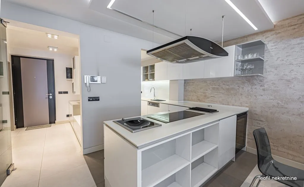 Sale, house, 305m², Čukarica, Beograd