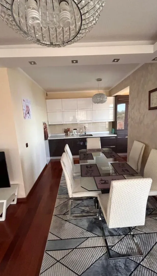 Sale, two bedroom apartment, 120m², Komoševina, Budva