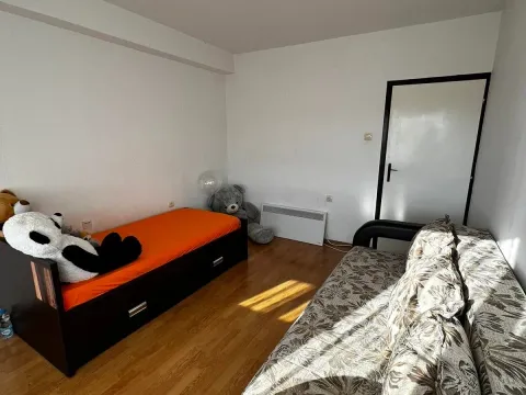 Izdavanje, dvosoban stan, 70m², Centar, Tivat - image 7