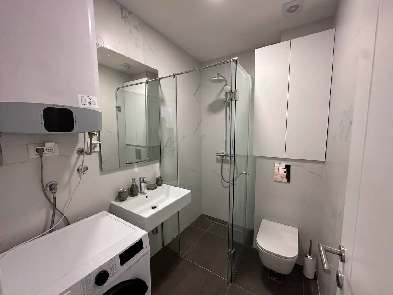 Rent, one bedroom apartment, 42m², Bečići, Budva
