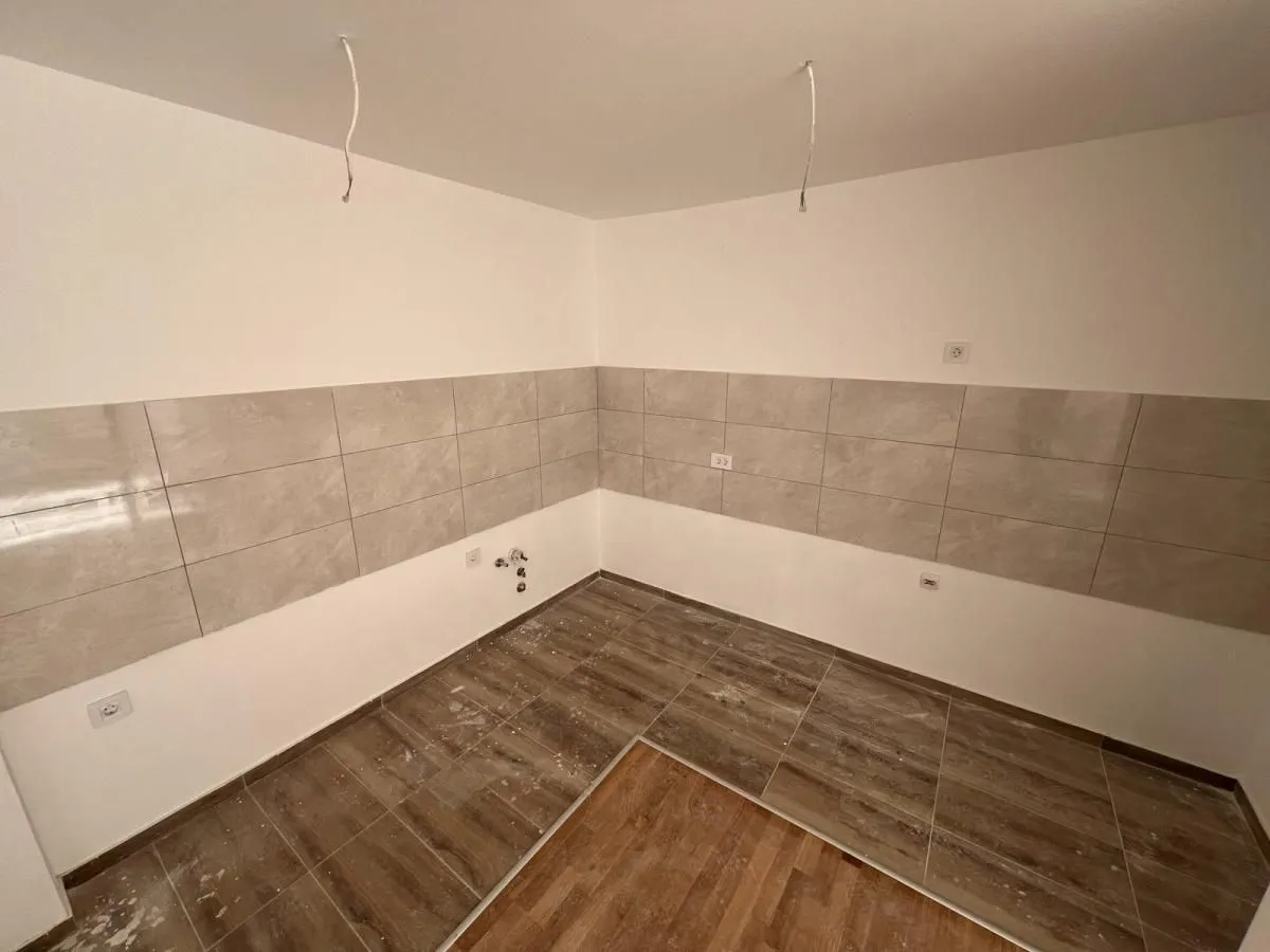 Sale, three bedroom apartment, 79m², Marger, Niš