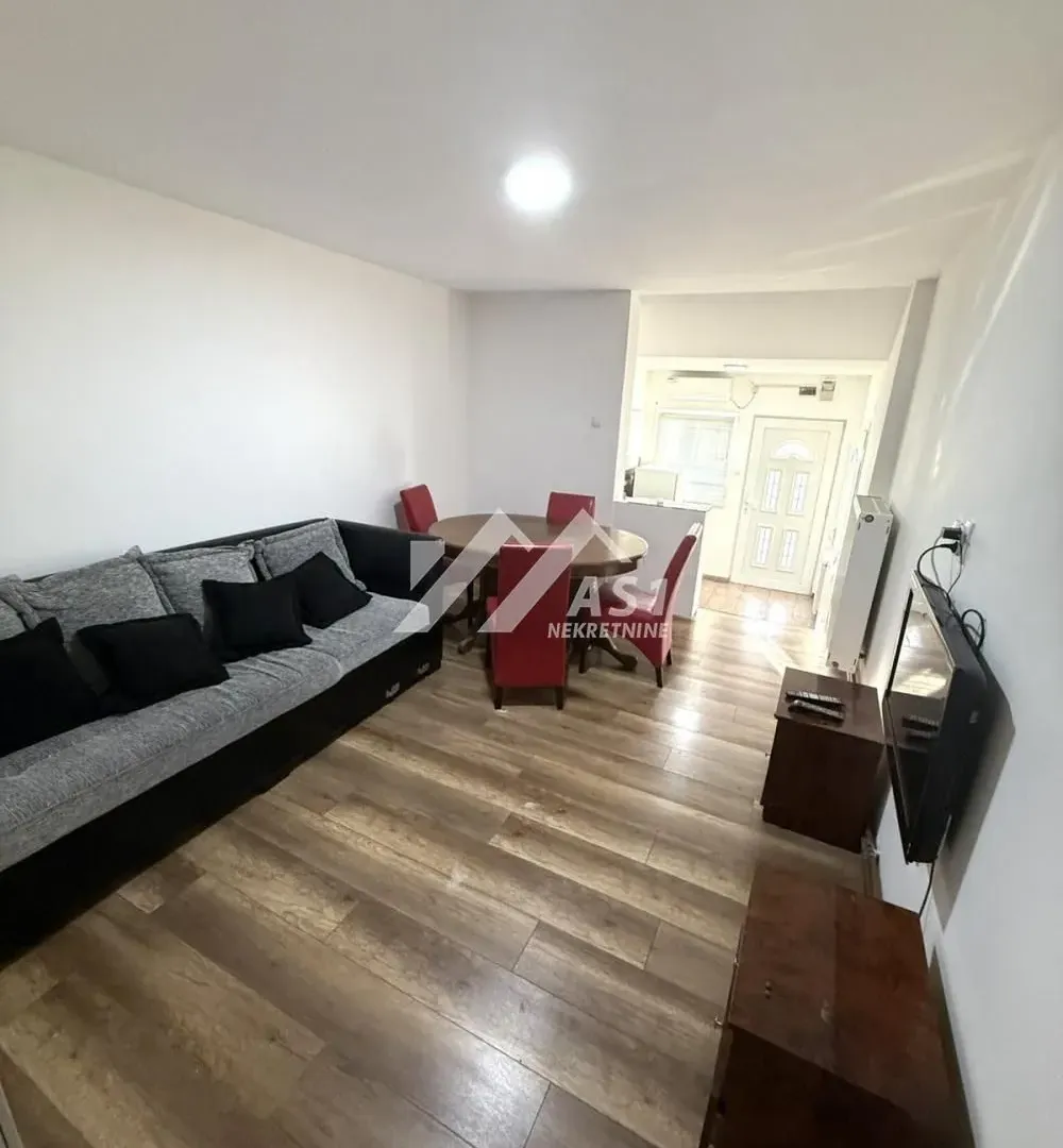 Izdavanje, jednosoban stan, 44m², Podbara, Novi Sad Sve Podlokacije