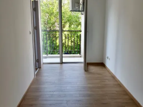 Izdavanje, trosoban stan, 90m², Vezirov Most, Podgorica - image 7