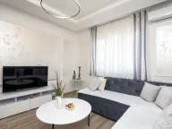 Izdavanje, stan, 38m², Centar, Bar - image 5