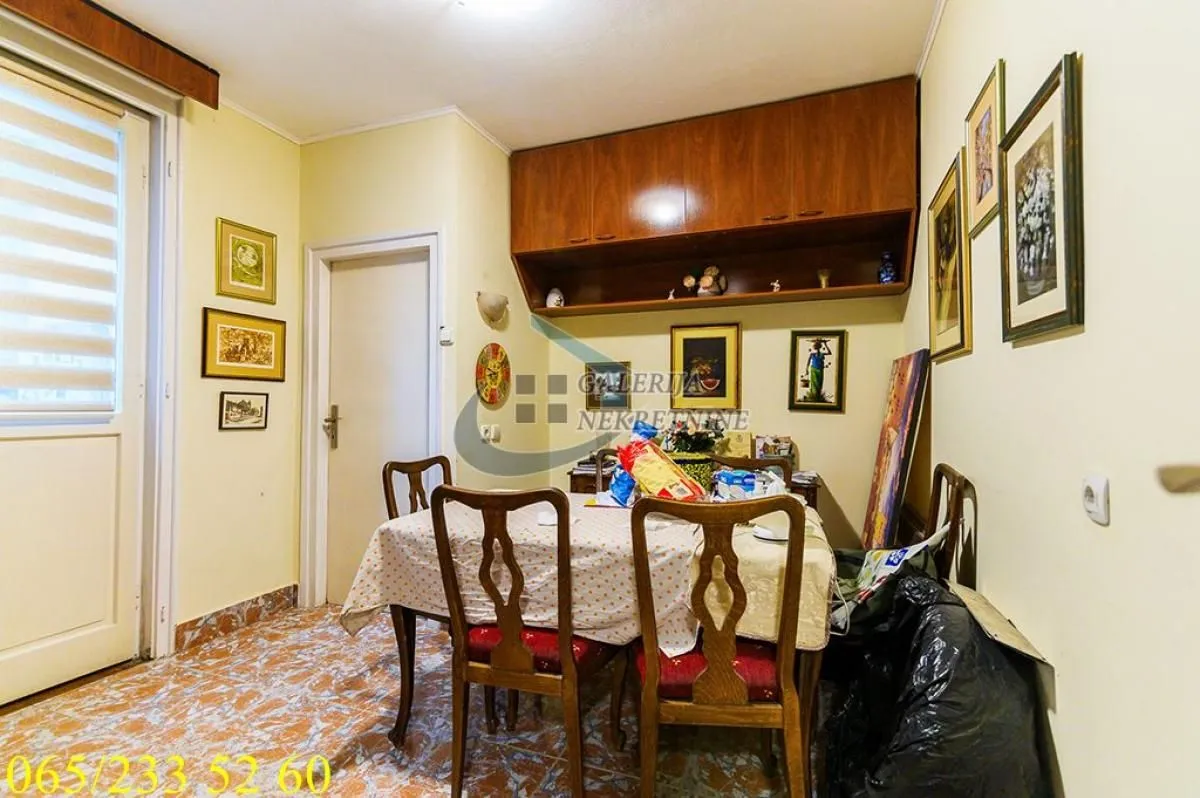 Prodaja, dvosoban stan, 62m², Vračar Sve Podlokacije, Beograd