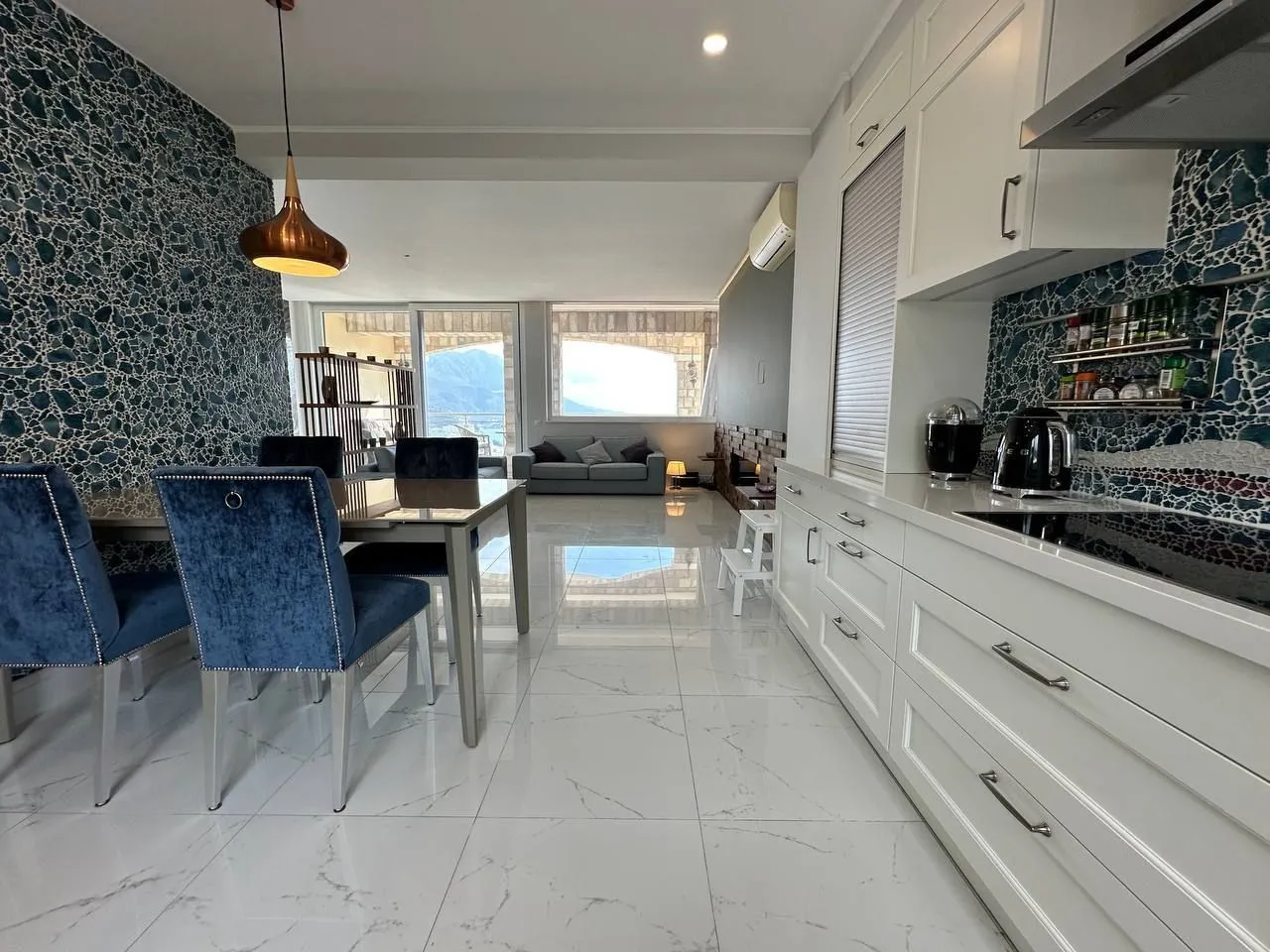 Prodaja, dvosoban stan, 131m², Bečići, Budva