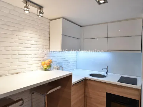 Izdavanje, jednosoban stan, 28m², Stari Grad, Beograd - image 4