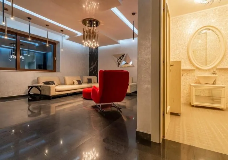 Sale, house, 831m², Bečići, Budva