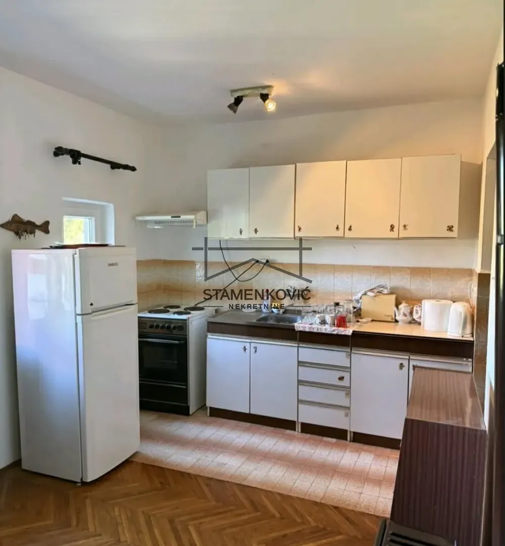 Sale, house, 177m², Čortanovci, Inđija