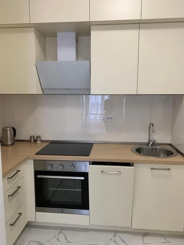 Prodaja, jednosoban stan, 46m², Lazi, Budva