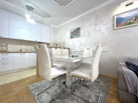 Rent, two bedroom apartment, 73m², Stari Aerodrom, Podgorica - image 3