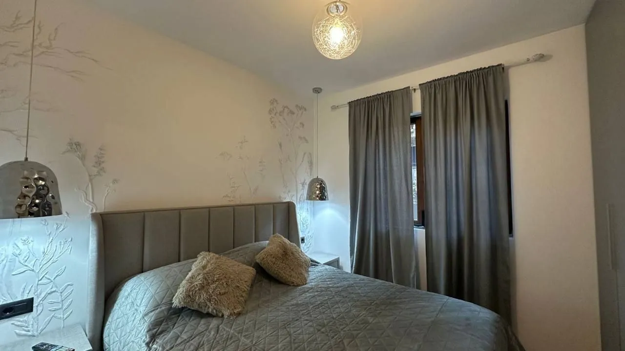 Rent, three bedroom apartment, 90m², Budva, Crna Gora
