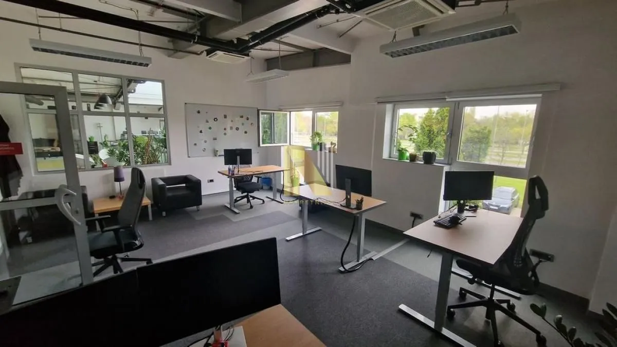 Rent, office space, 1050m², Novo naselje, Novi Sad
