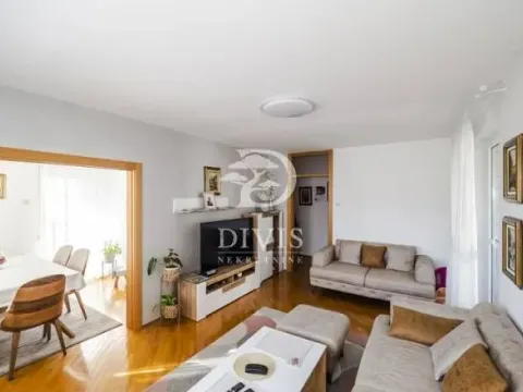 Prodaja, trosoban stan, 92m², Novi Beograd Blok 22, Novi Beograd Sve Podlokacije - image 9