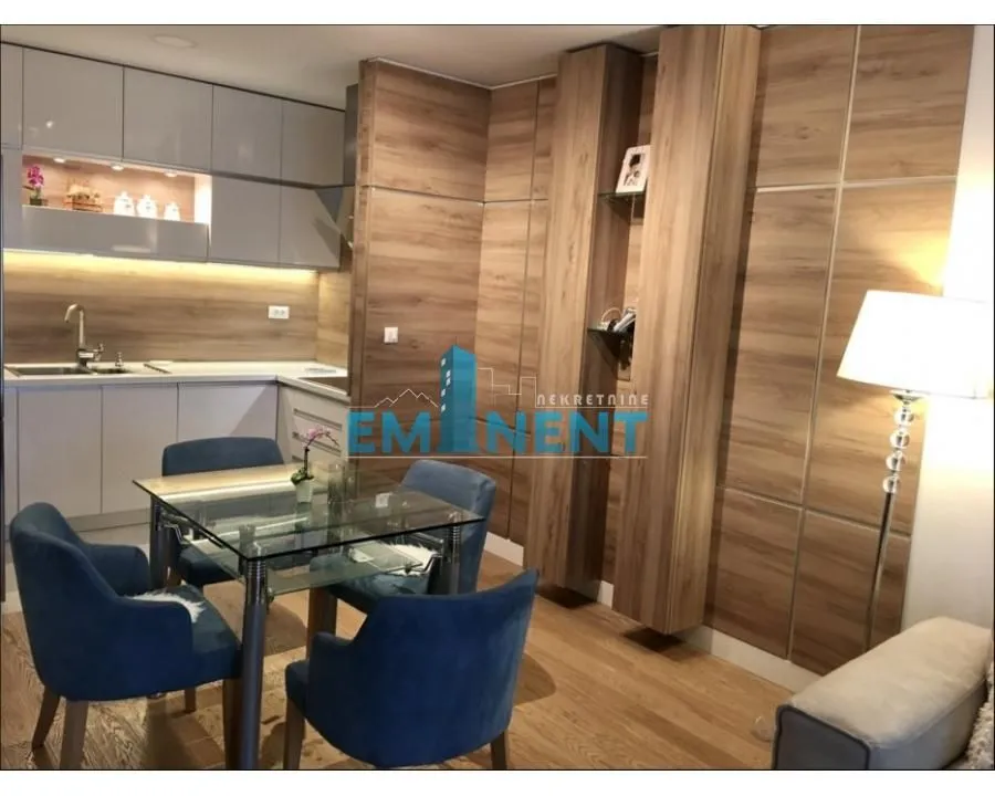 Rent, three bedroom apartment, 68m², Novi Beograd Sve Podlokacije, Beograd