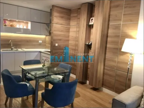 Izdavanje, trosoban stan, 68m², Novi Beograd Sve Podlokacije, Beograd - image 4
