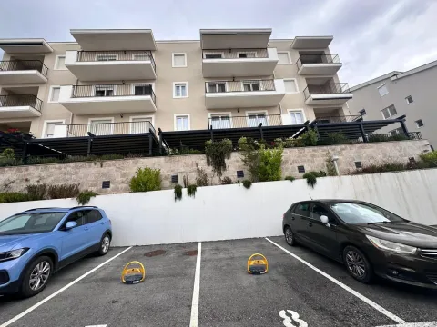 Rent, two bedroom apartment, 70m², Kava, Tivat - image 13