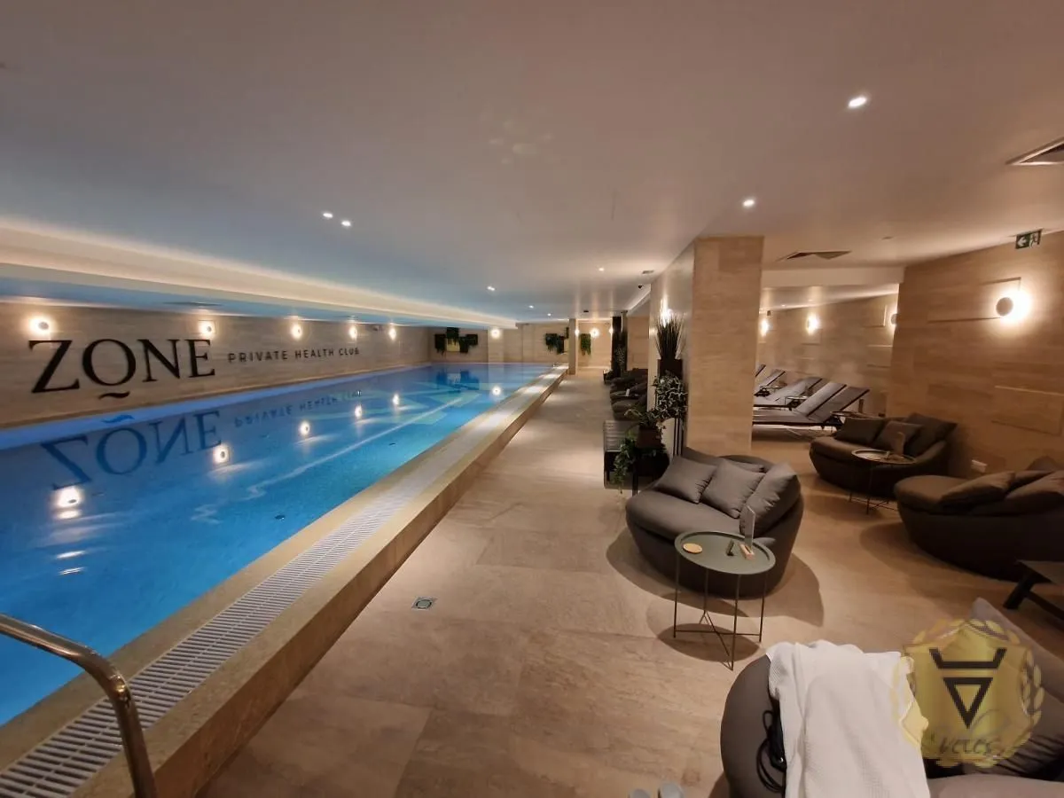 Izdavanje, dvosoban stan, 67m², Savski Venac, Beograd