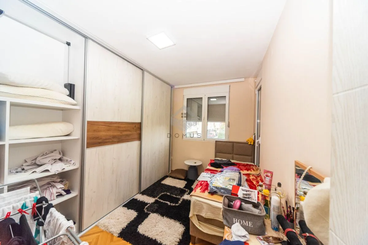 Prodaja, dvosoban stan, 72m², Autobuska stanica, Podgorica