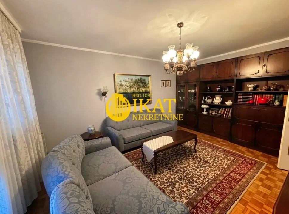 Prodaja, dvosoban stan, 75m², Zemun Kej, Zemun Sve Podlokacije