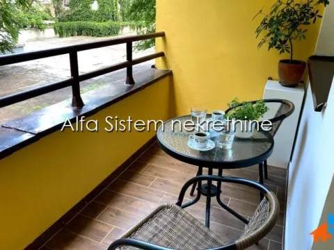 Izdavanje, četvorosoban stan, 80m², Stari Grad, Beograd - image 12