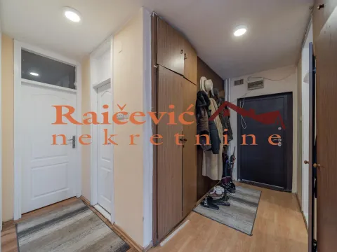 Sale, three bedroom apartment, 76m², Stari Grad, Beograd - image 5