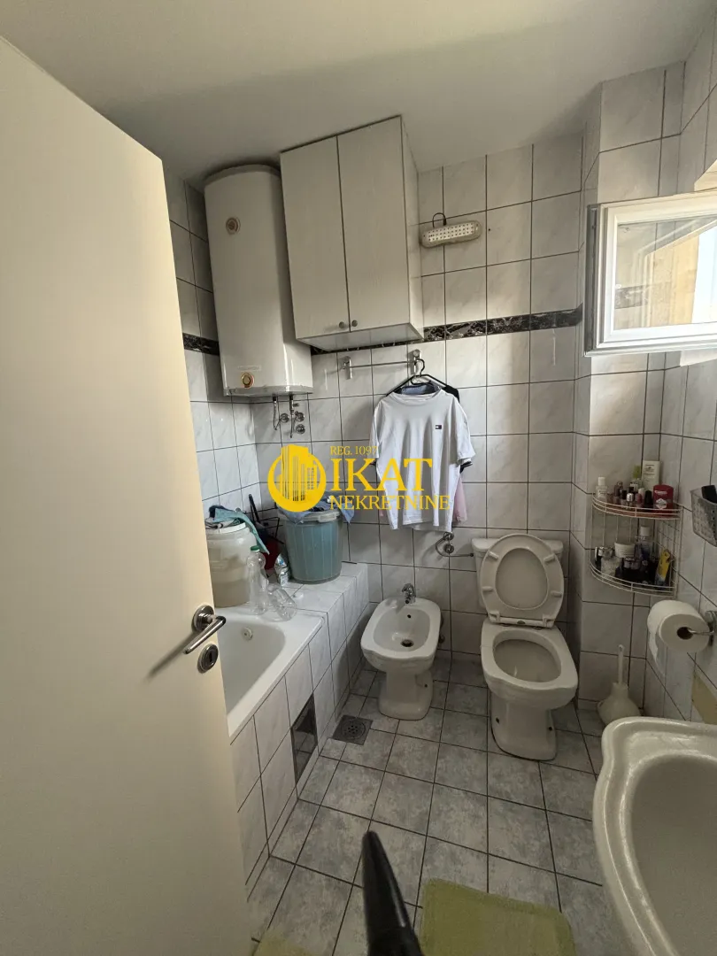 Sale, three bedroom apartment, 112m², Zemun Sve Podlokacije, Beograd