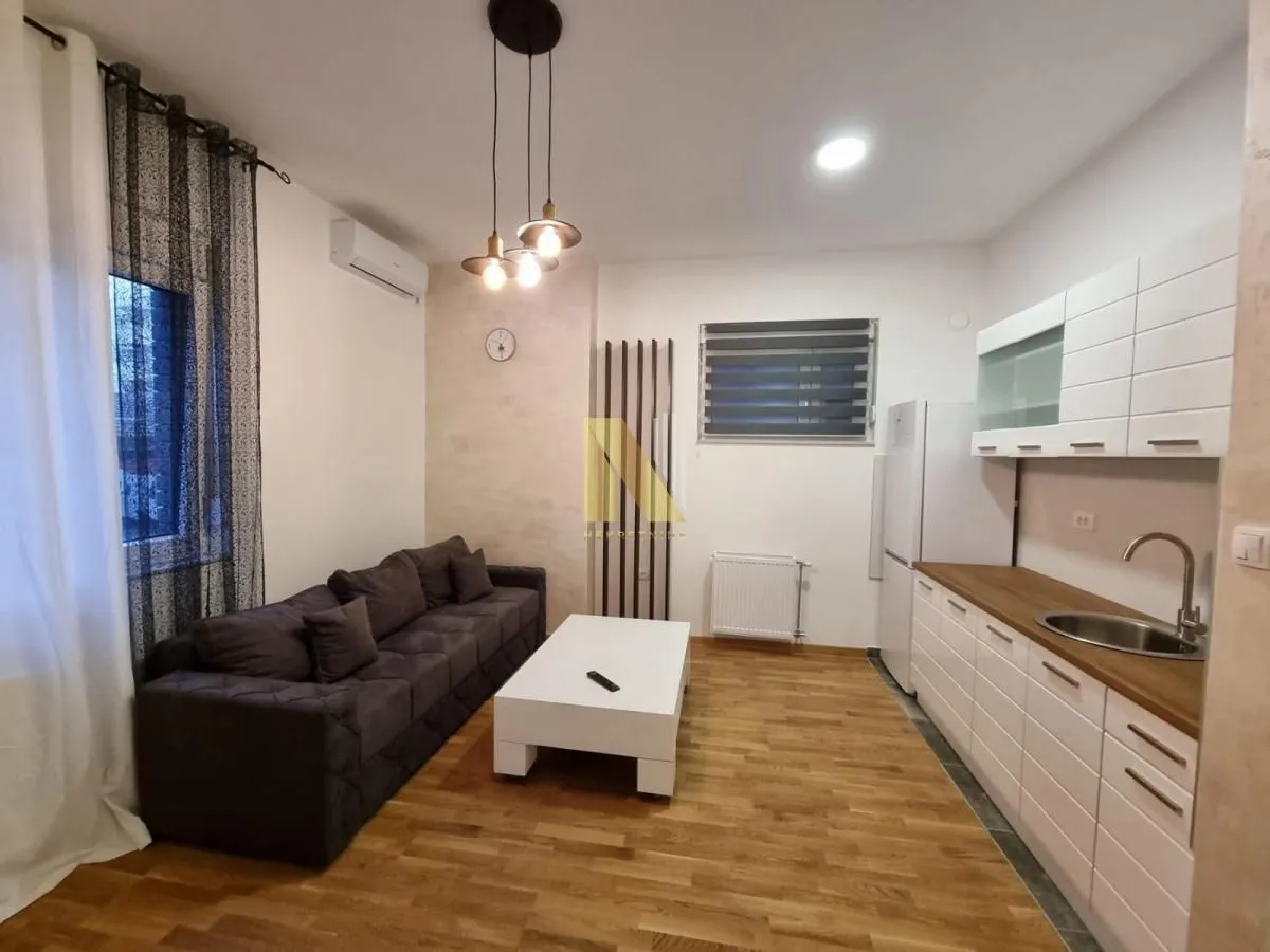 Izdavanje, garsonjera, 27m², Podbara, Novi Sad Sve Podlokacije